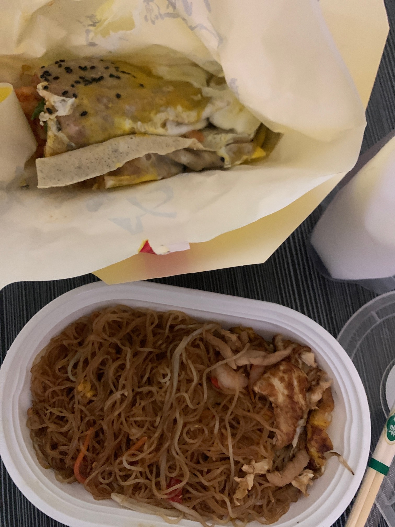 吃老哥们0.01


22 / 作者:小鬼是魔鬼 / 