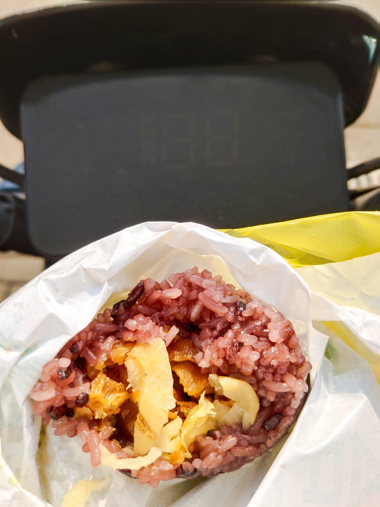 刚起床5块吃个饭团

80 / 作者:一路向前8 / 