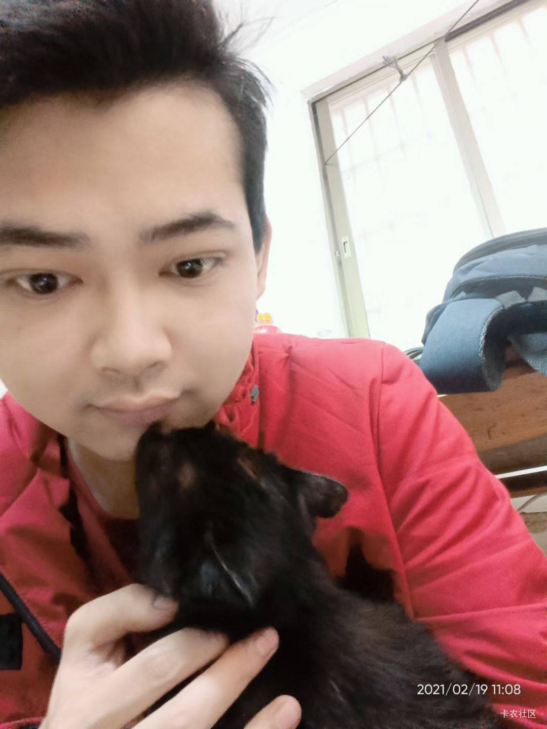 在外面好冷啊

64 / 作者:朱铁胆 / 