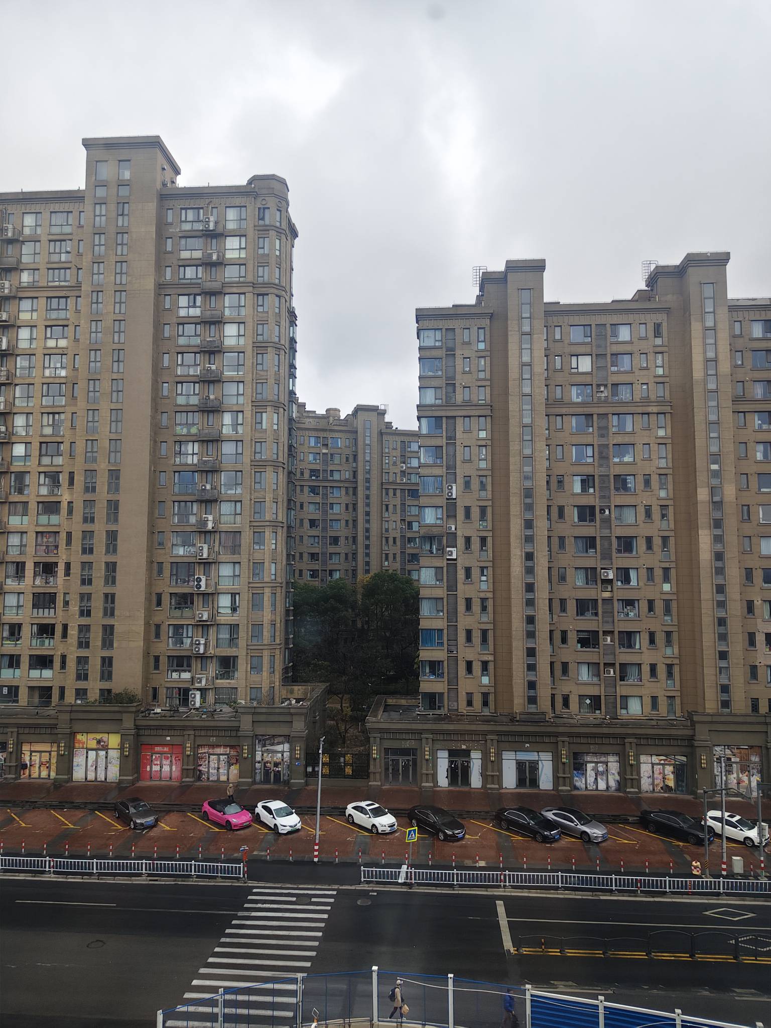 还记得你刚刚踏入羊毛圈的时候，那时候的你是那么羞涩、那么腼腆。薅到0.3，就那么的14 / 作者:人到万难需放胆 / 