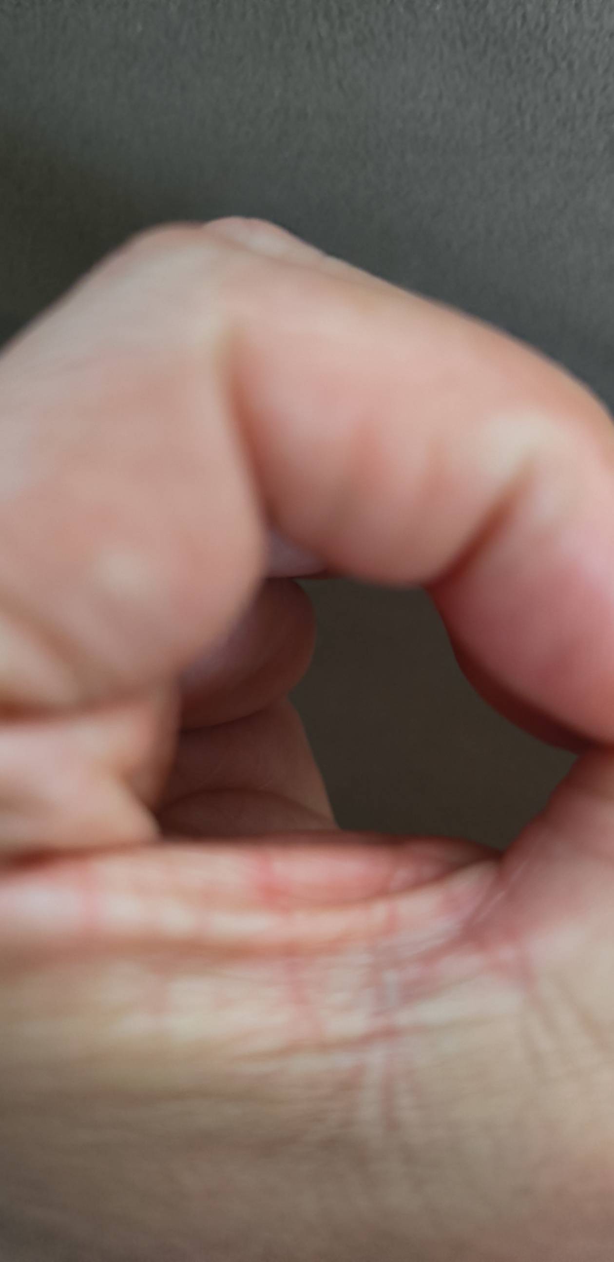 回家买啥东西，显得自己有钱，咋样装，才格格不入，高大尚，老铁们，出出主意，该买啥82 / 作者:昨日过往 / 