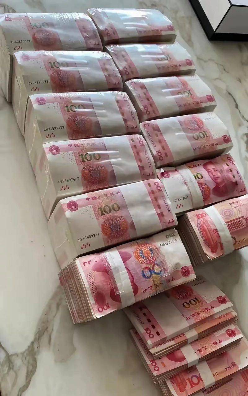 取了30个出来过年

99 / 作者:微笑不失礼 / 