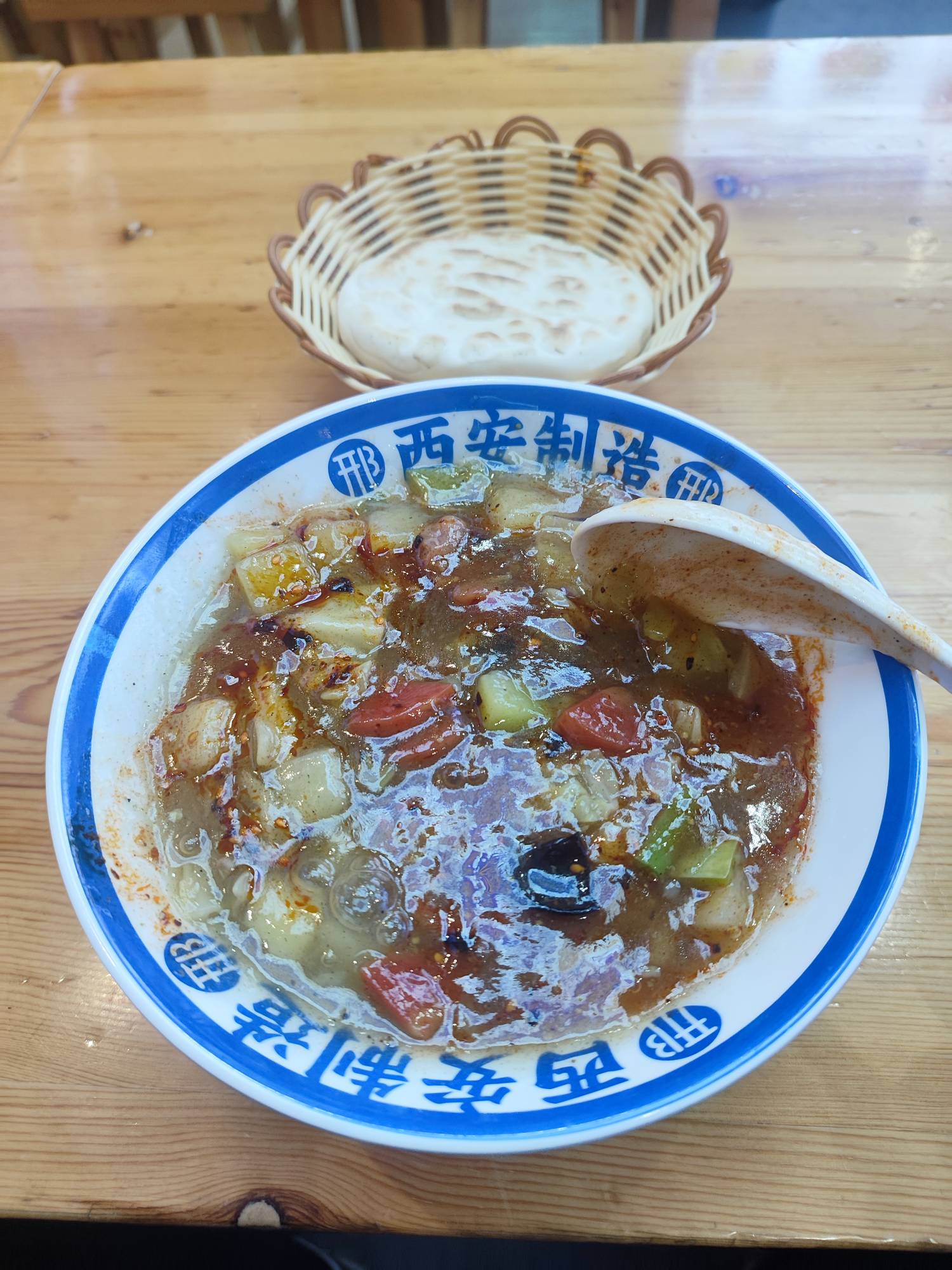 老哥们，凌晨五点半就要起床坐火车，今晚还有必要睡觉吗，怕一觉睡到中午睡过头了

5 / 作者:赵匡一 / 