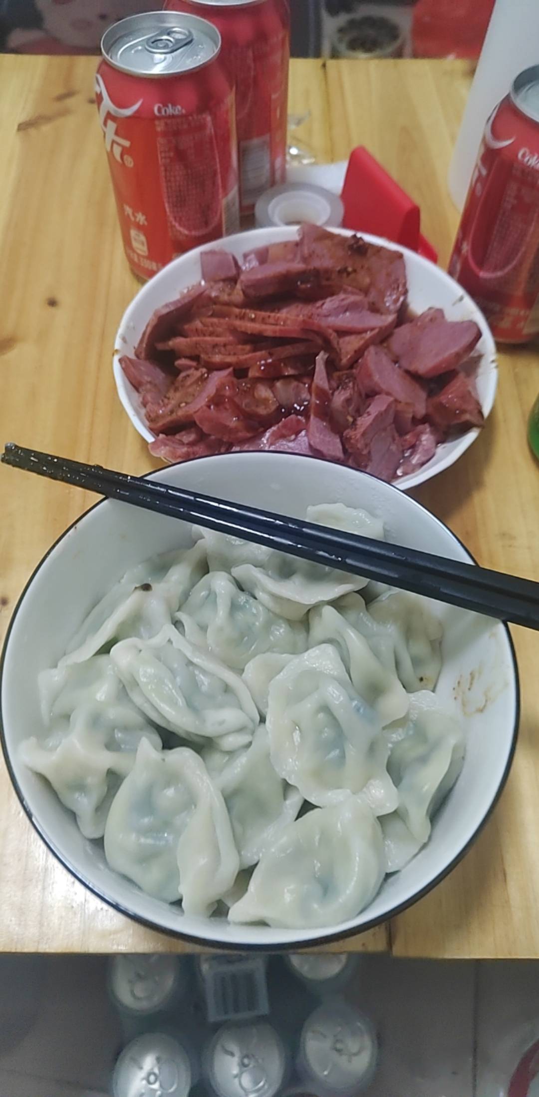 挂壁了老哥们，有没有老哥没有回家的，长安三五瓶？


37 / 作者:挂比了救我鸭 / 