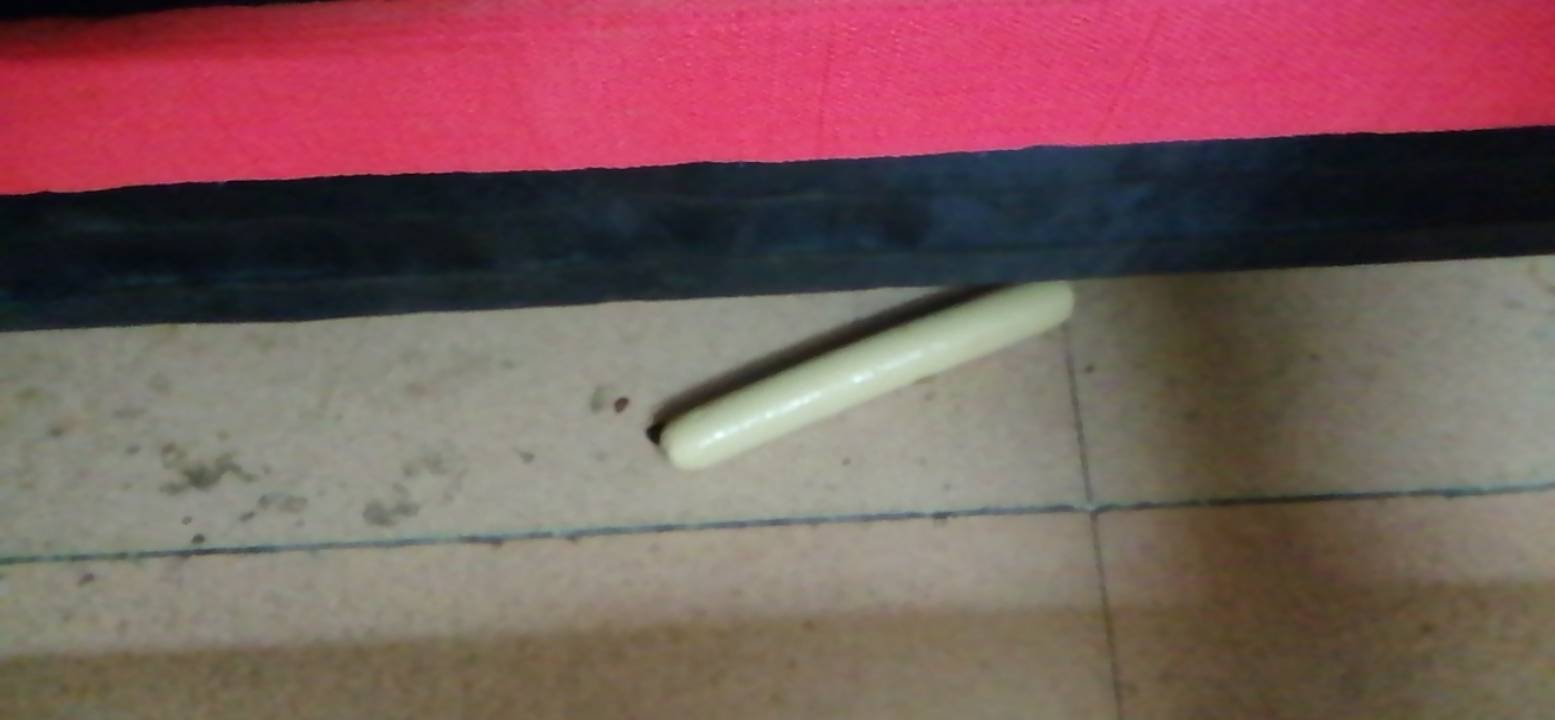 2块钱掉了


45 / 作者:专业吃席 / 