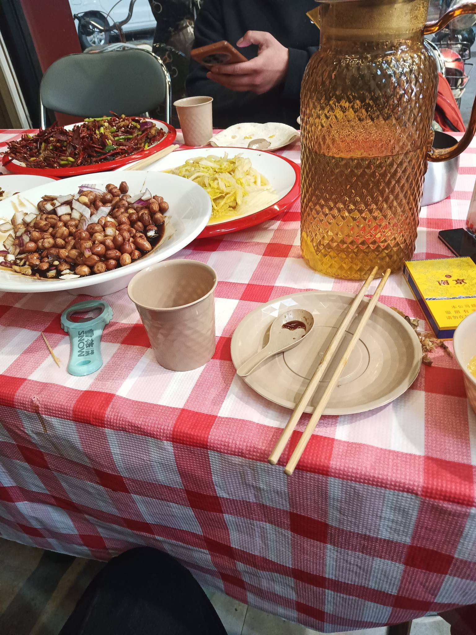 波波们，家里没喝尽兴，出来跟朋友喝个二场

68 / 作者:江苏第一深情 / 