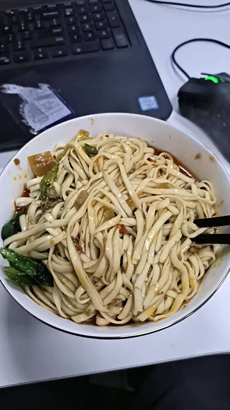 快去领了！蚂蚁啊福

7 / 作者:界首评审 / 