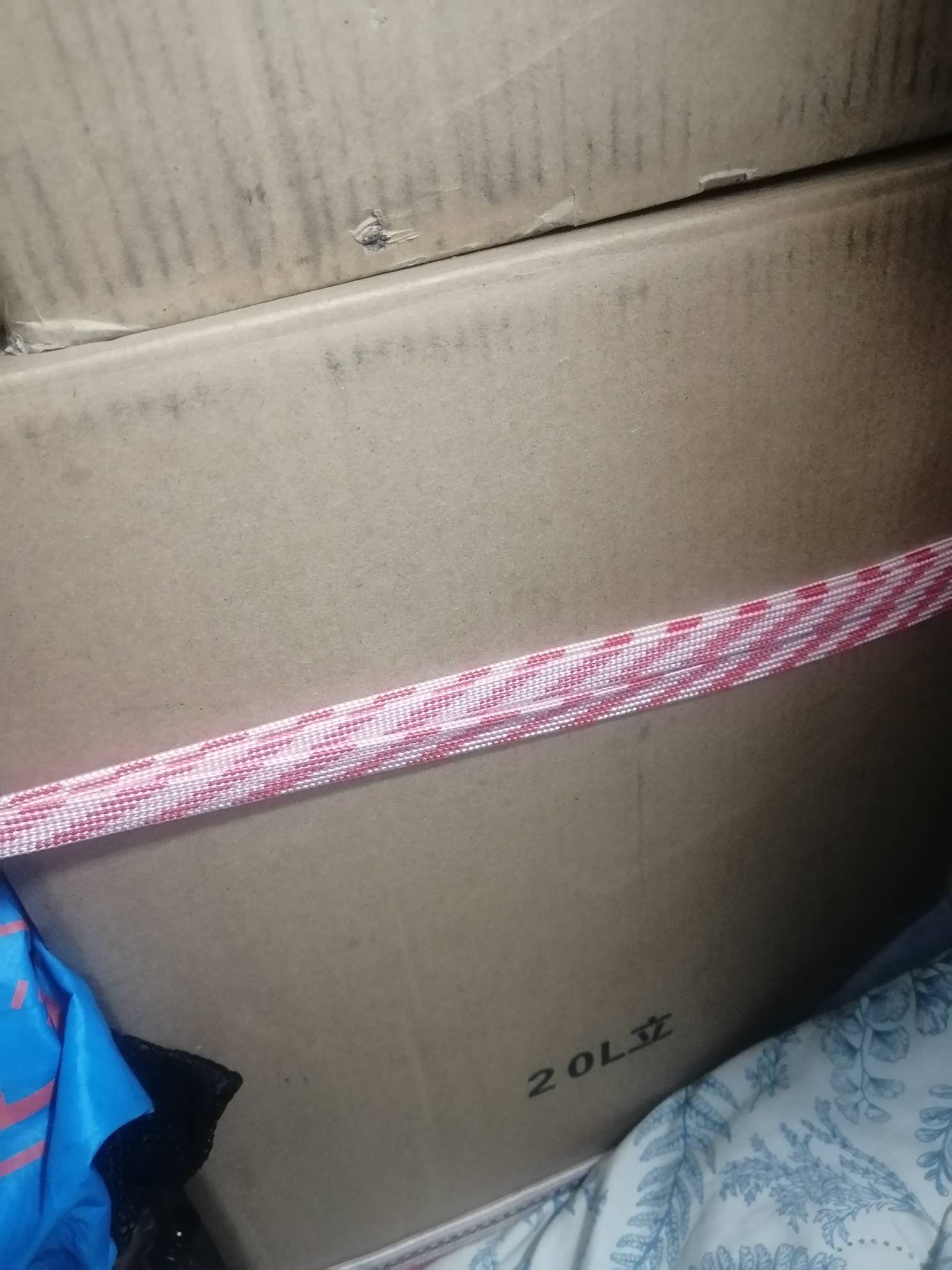 三轮车上放了50升汽油，不行车静止状态会 起火或者炸嘛？感觉在里面睡觉怕啊！




53 / 作者:卡农新来的 / 