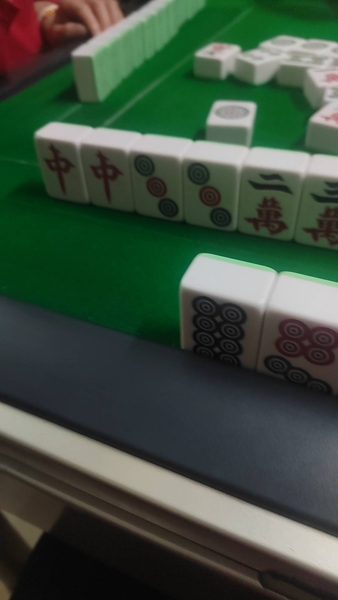 老哥们，你们多久没谈恋爱了？

4 / 作者:年年悦意 / 