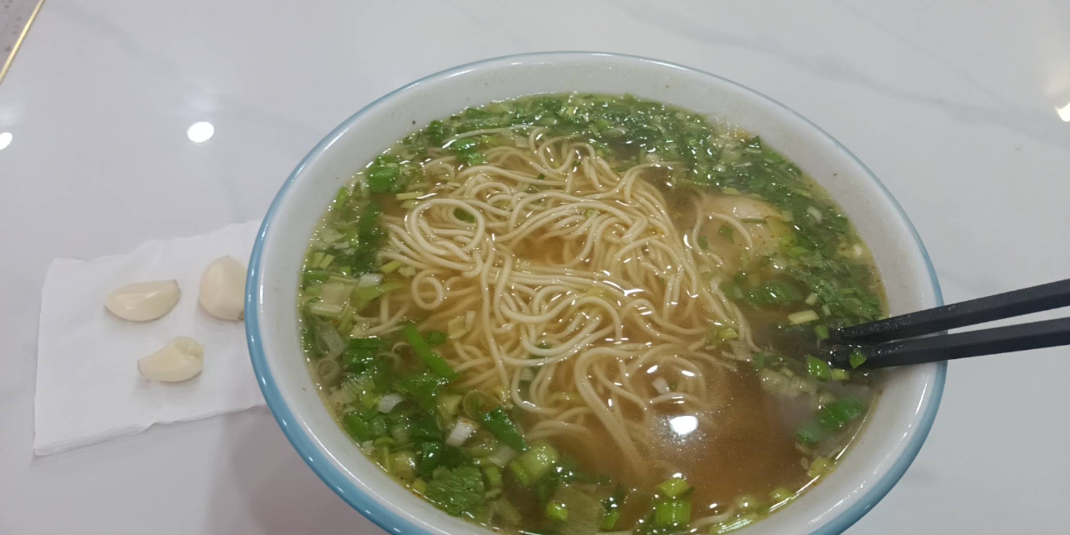 吃拉面8.8一碗

52 / 作者:生蚝熟了 / 