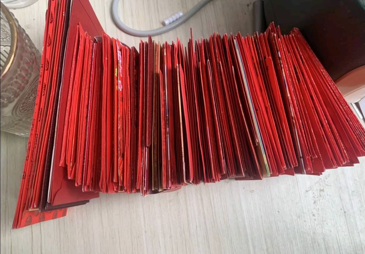 广东红包数量这块没输过，金额没赢过

34 / 作者:凤鸣 / 