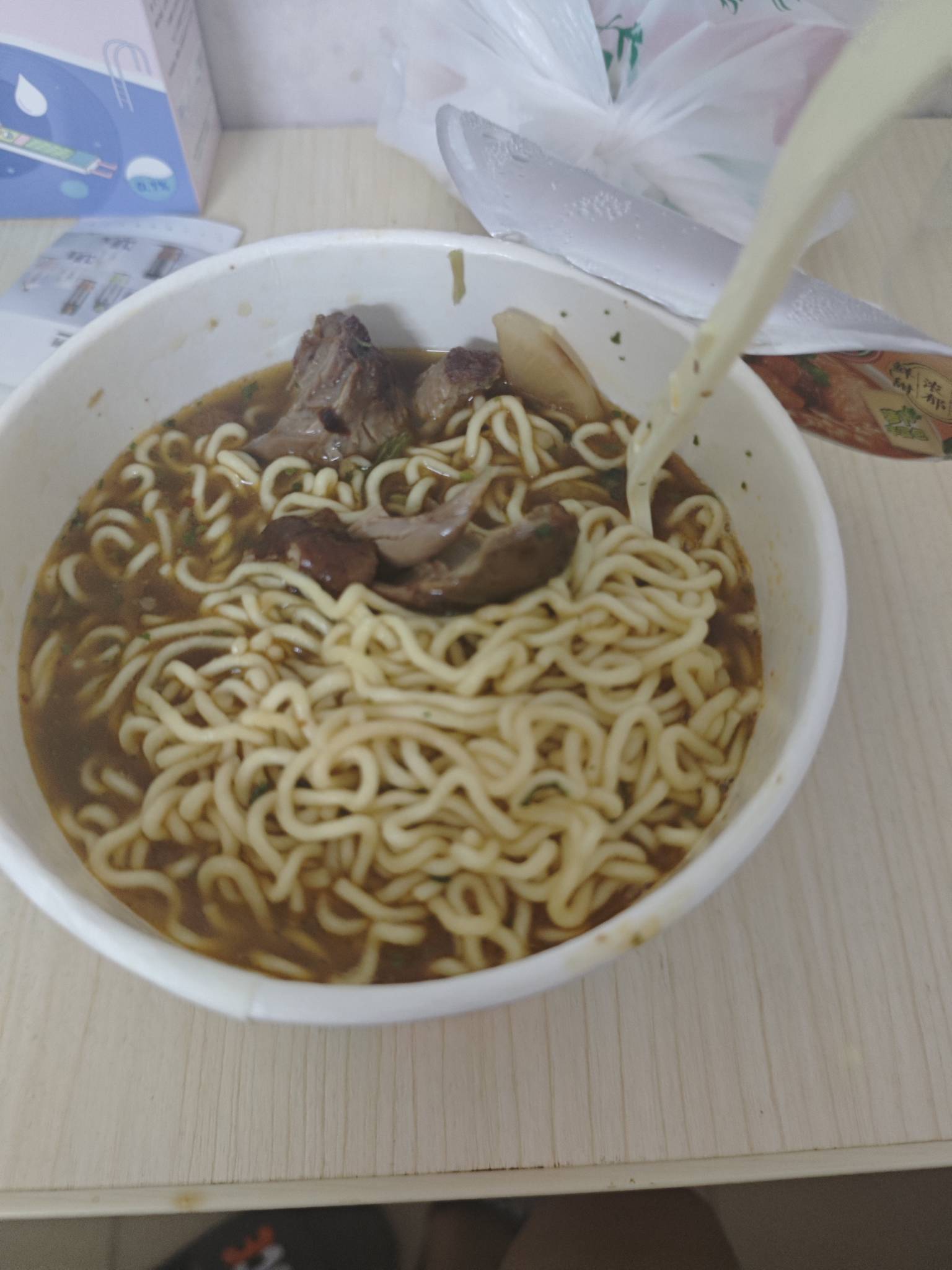 谁知道监狱用的剃头刀是那个牌子


18 / 作者:小基霸 / 