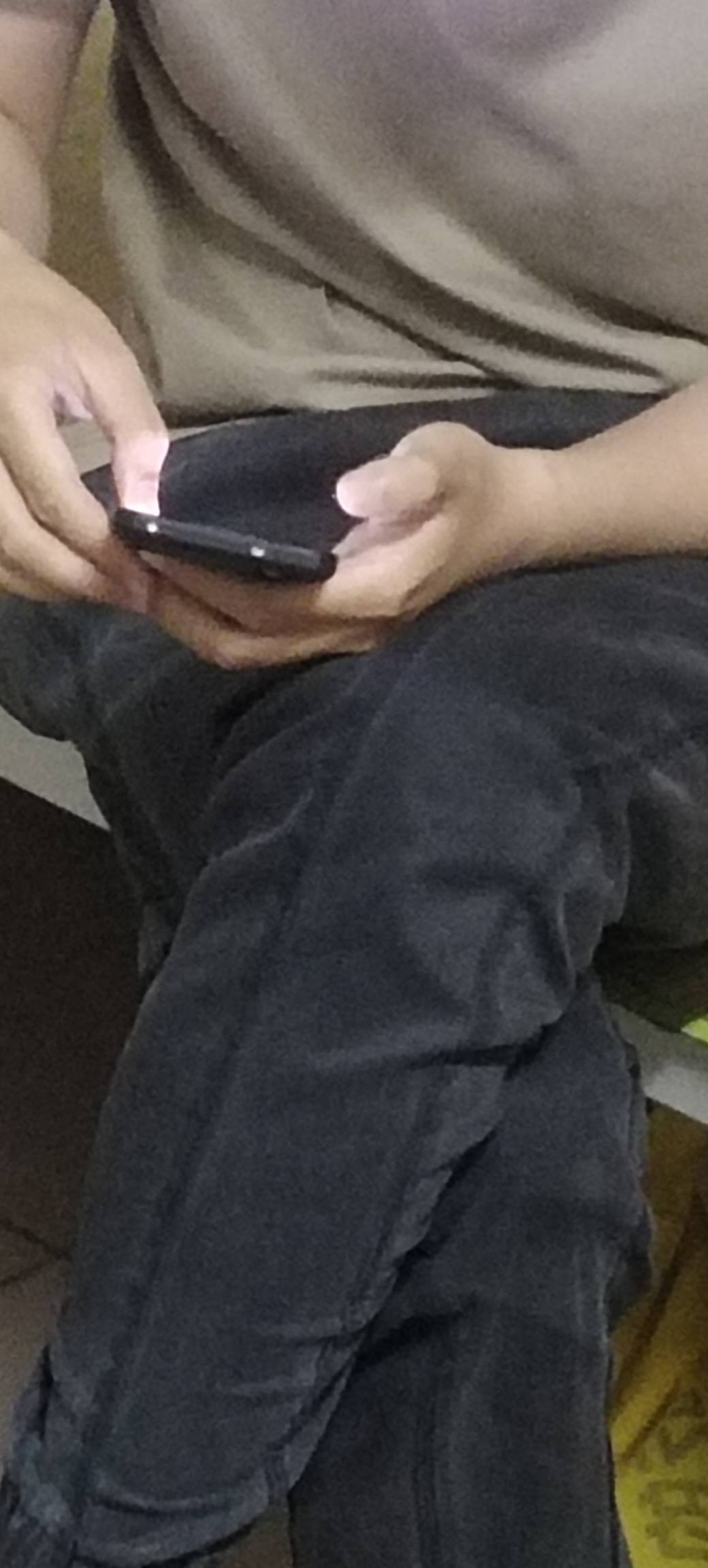 这挂壁老哥，找中介借了1500，立马投入战斗，也是牛批了

36 / 作者:扛不住了老哥们 / 