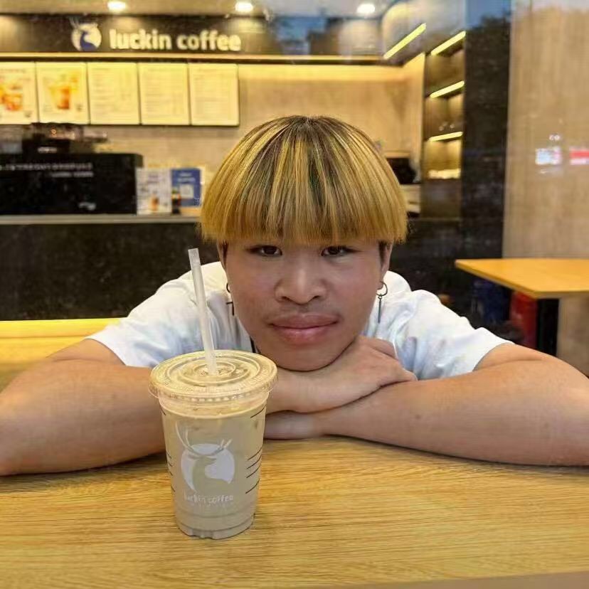 哎！别人都是小车去拜年，就我开个破踏板车
1 / 作者:你个锤锤 / 