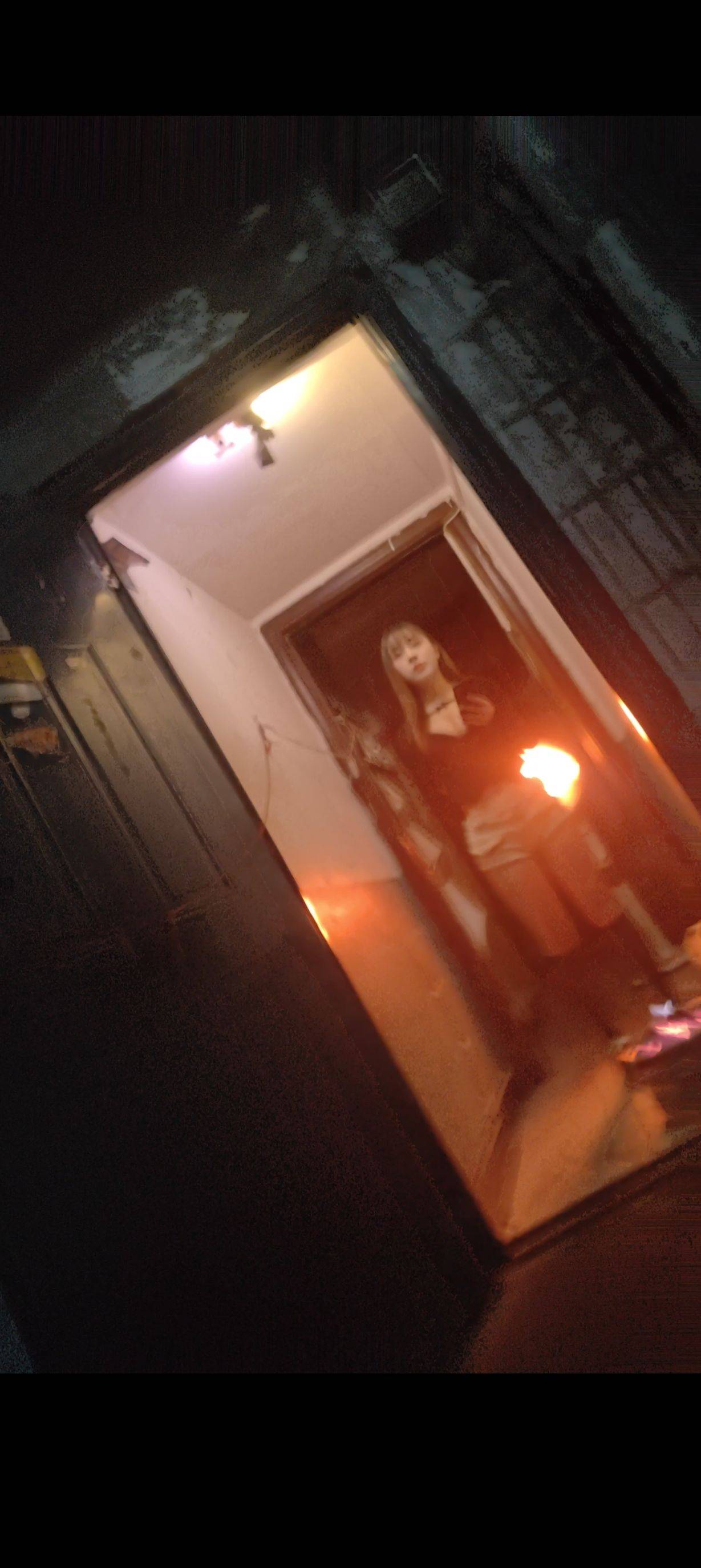 老哥们，我就路过看看 我也没想进去，就看看



41 / 作者:红菜苔 / 