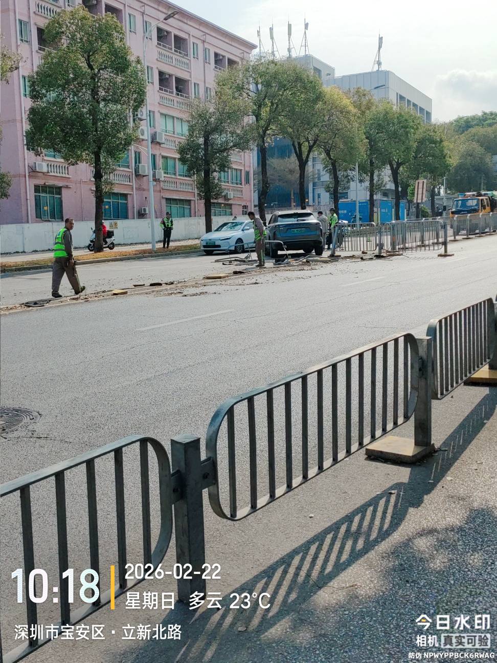 这又何故？



51 / 作者:叶天辰 / 