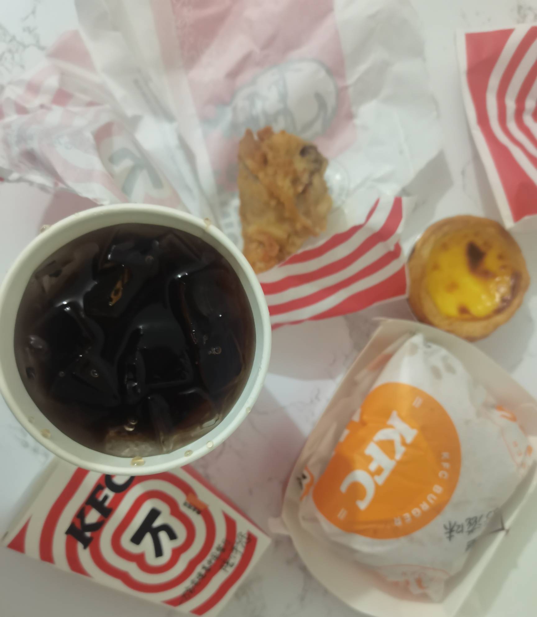 京东送的真是慢啊，要不是身无分文只能用e卡点，是真不想用。快饿坏了。省吃俭用送苟75 / 作者:水润湿滑 / 