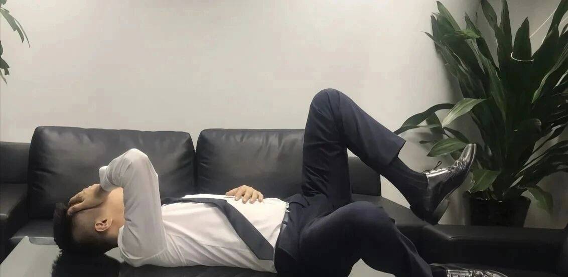 老哥们，我已在成都主持大局，有在成都或者要来成都的老哥，我一并接待，我们一起喝酒70 / 作者:梦南国 / 