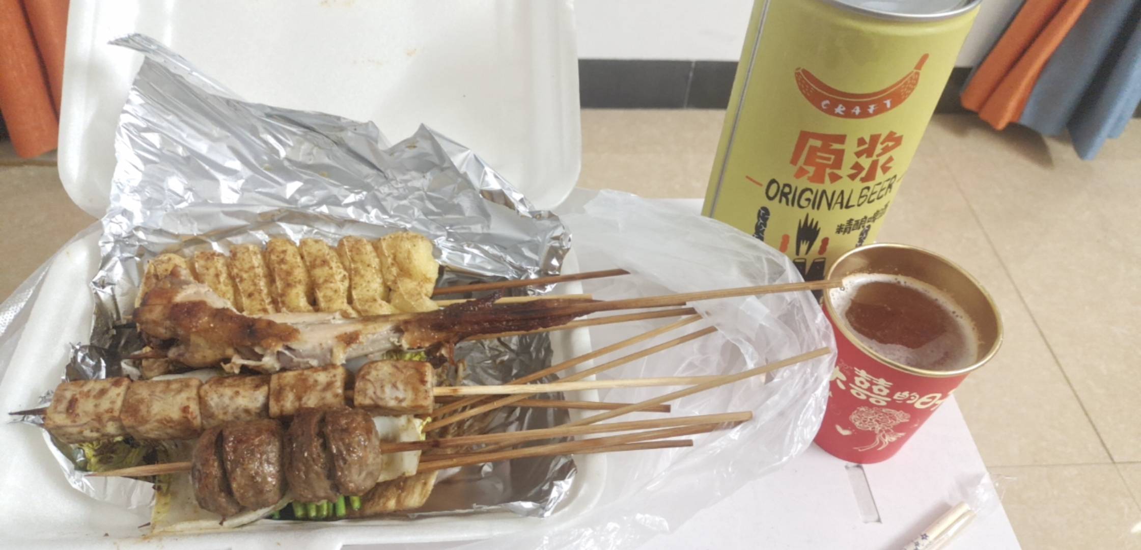 老哥们先吃，忘记教考宝典放中辣了，点的微辣完全没放一样


78 / 作者:我爱罗c / 