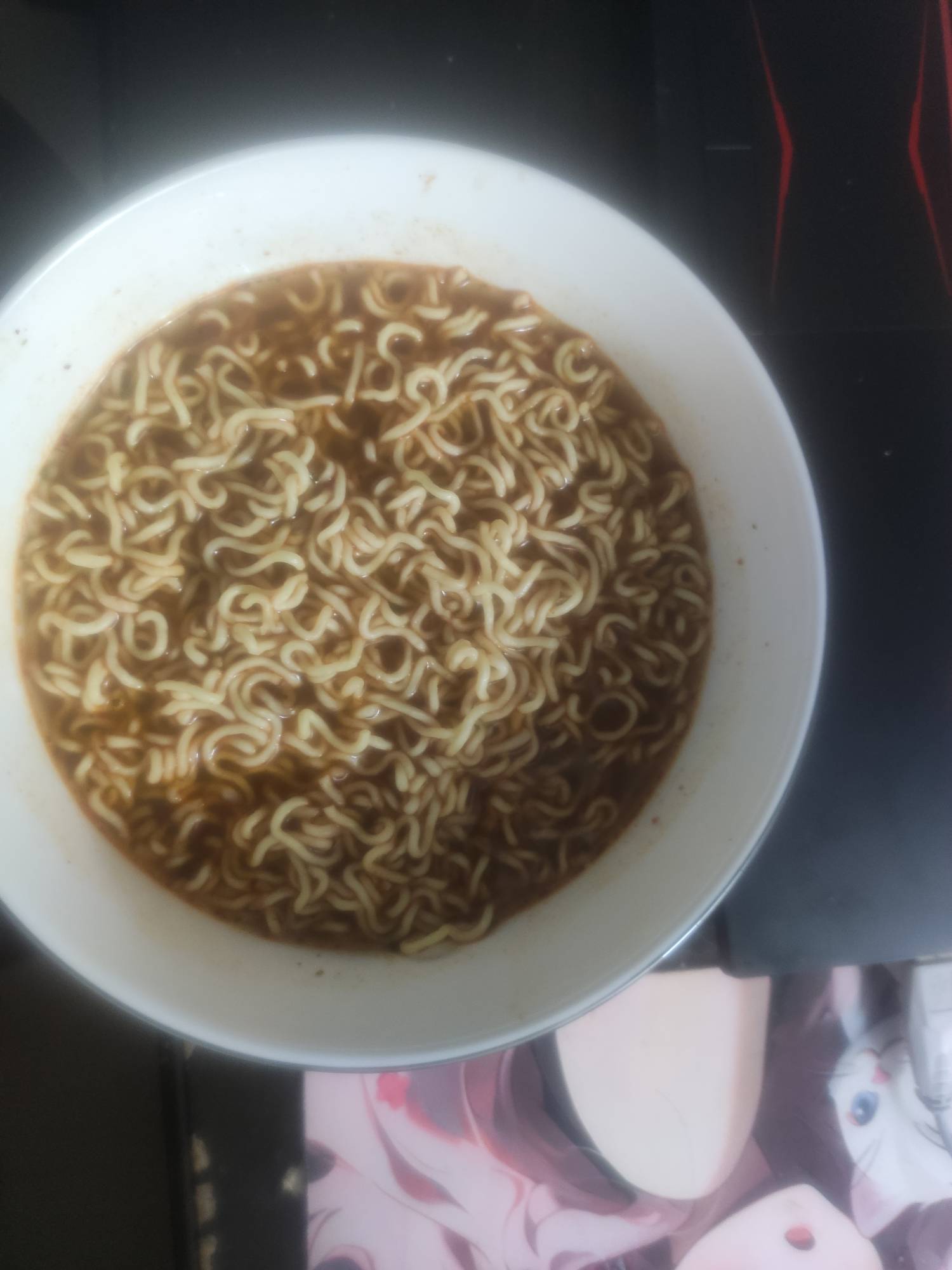 太难了天天半夜起来煮泡面吃。

8 / 作者:MercyMei / 