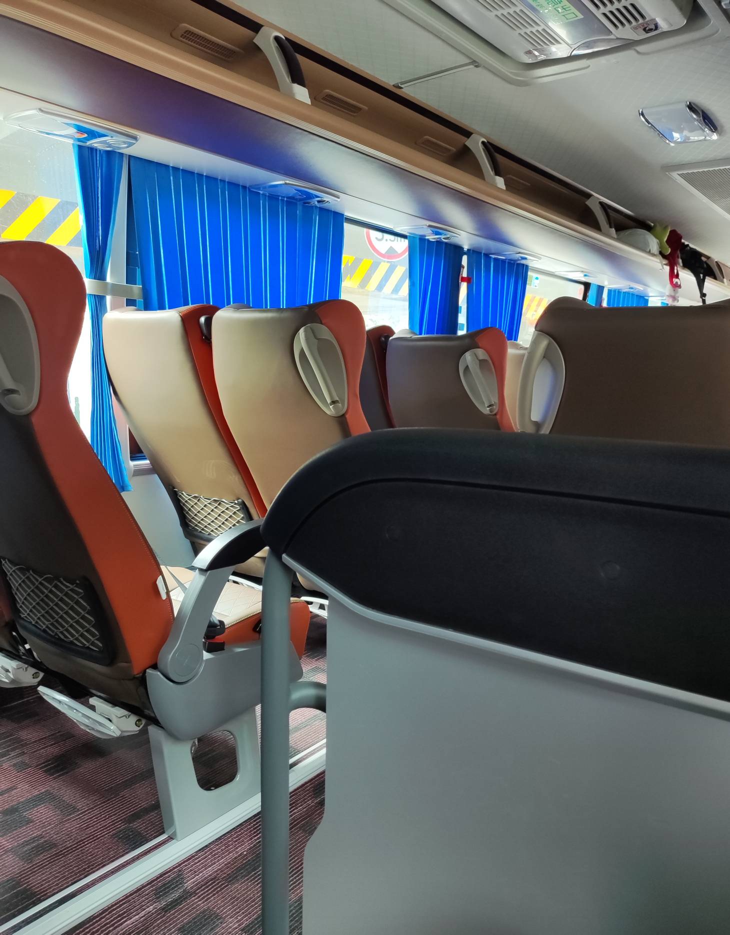 老哥们，新的一年，要奋斗啊

69 / 作者:陈小光 / 