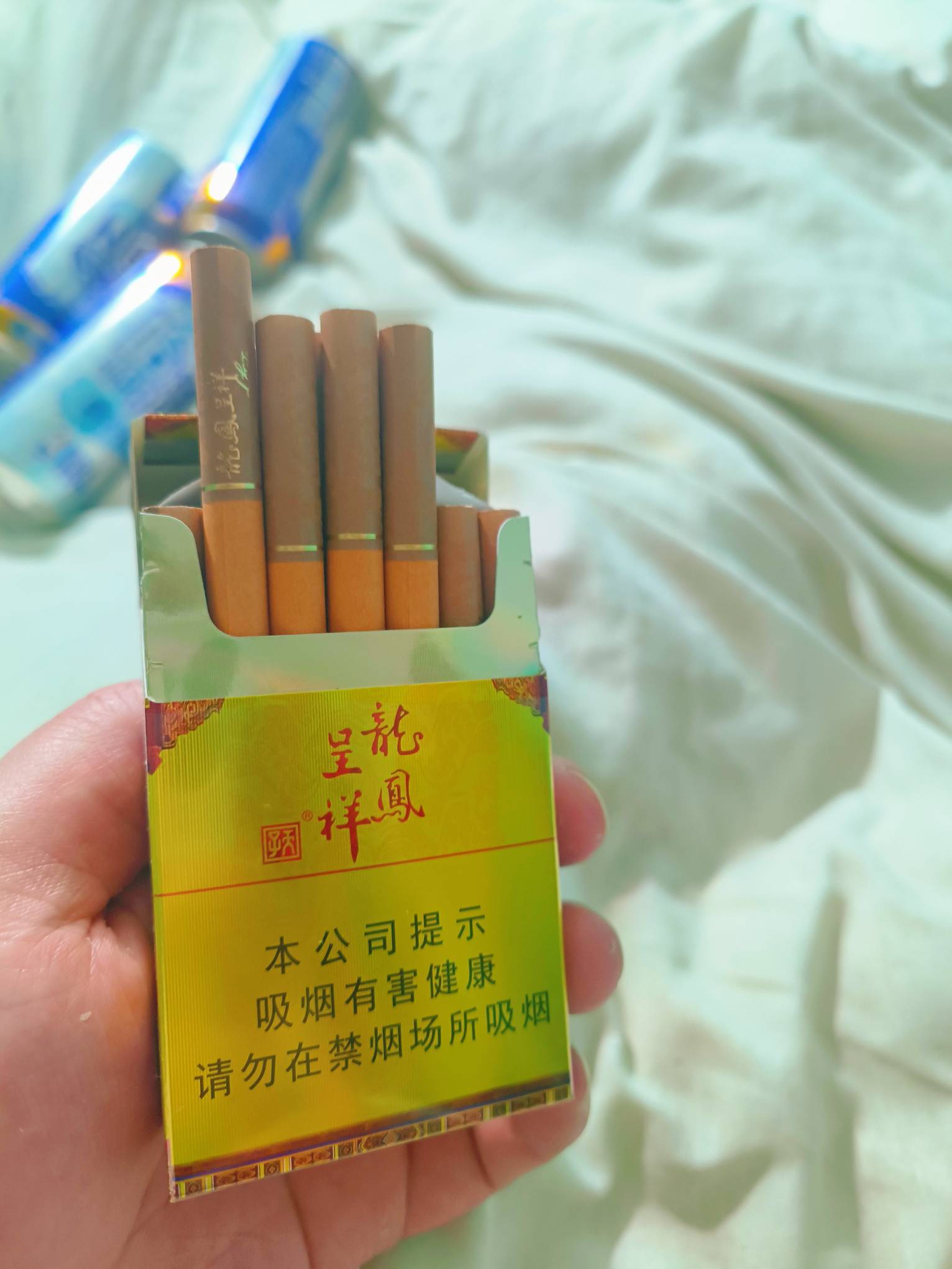 我决定 这个yan才是mvp 不输二十以内的。有淡淡茶叶香，确实好抽   有老哥抽过吗

78 / 作者:挂壁老哥gg / 