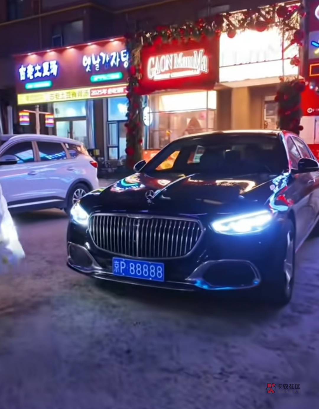 老根们,家里安排相亲,这两天相亲了3个,都是附近村子的。其实我都挺满意的,对我来50 / 作者:挂壁老哥饿了mm / 老根们,家里安排相亲,这两天相亲了3个,都是附近村子的。其实我都挺满意的,对我来50 / 作者:挂壁老哥饿了mm /