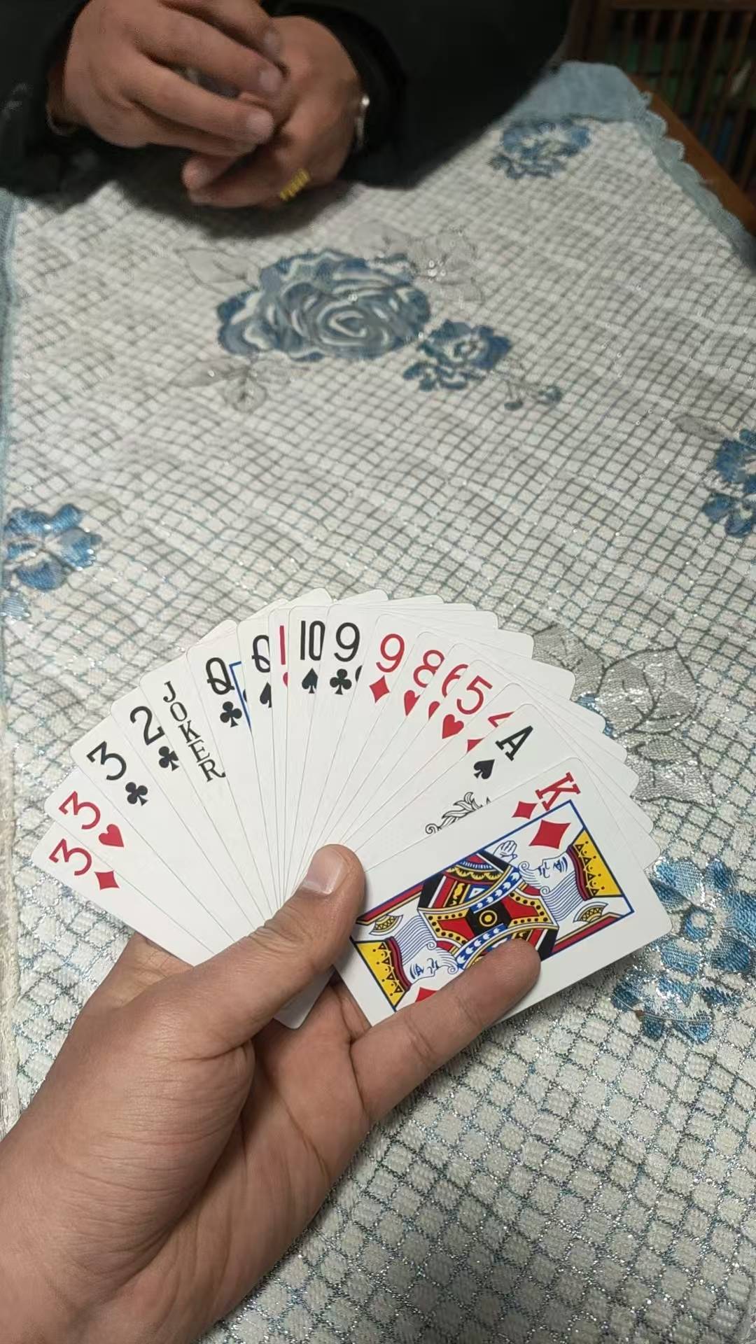 就这 ？  就这？  还能搞？ 干没1500都是少的




20 / 作者:唐山大屌男神 / 