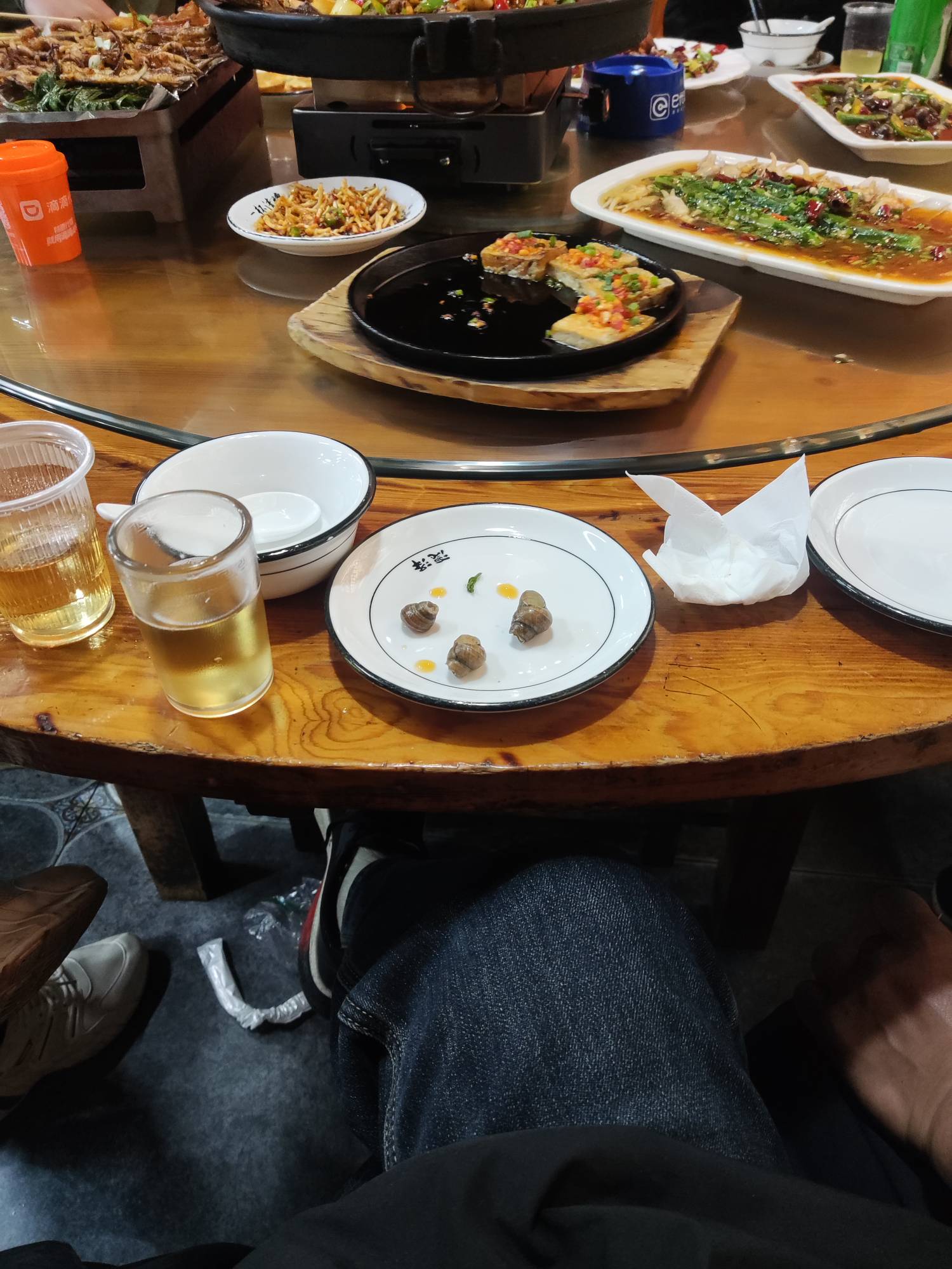 老哥们 宵夜了

40 / 作者:搬砖人啊 / 