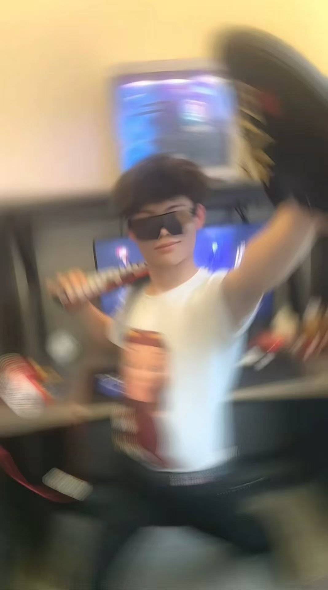 为什么每隔一段时间 你就会发现自己之前有多傻

9 / 作者:神孙策 / 