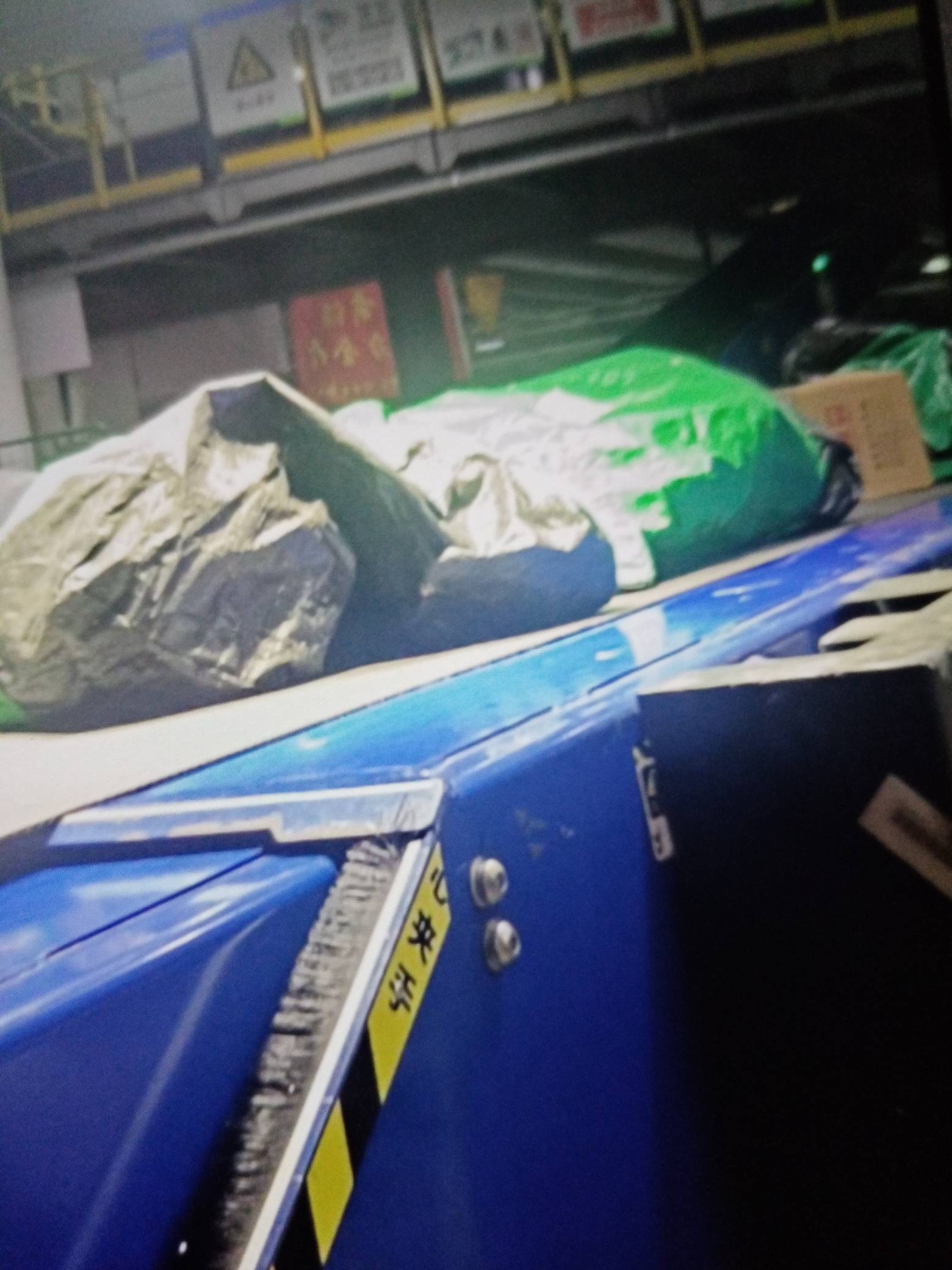 我还是那句话，你不干有的是人干，也不要叫我也不干，我有六个人要养

51 / 作者:挂壁仔等着吃饭 / 