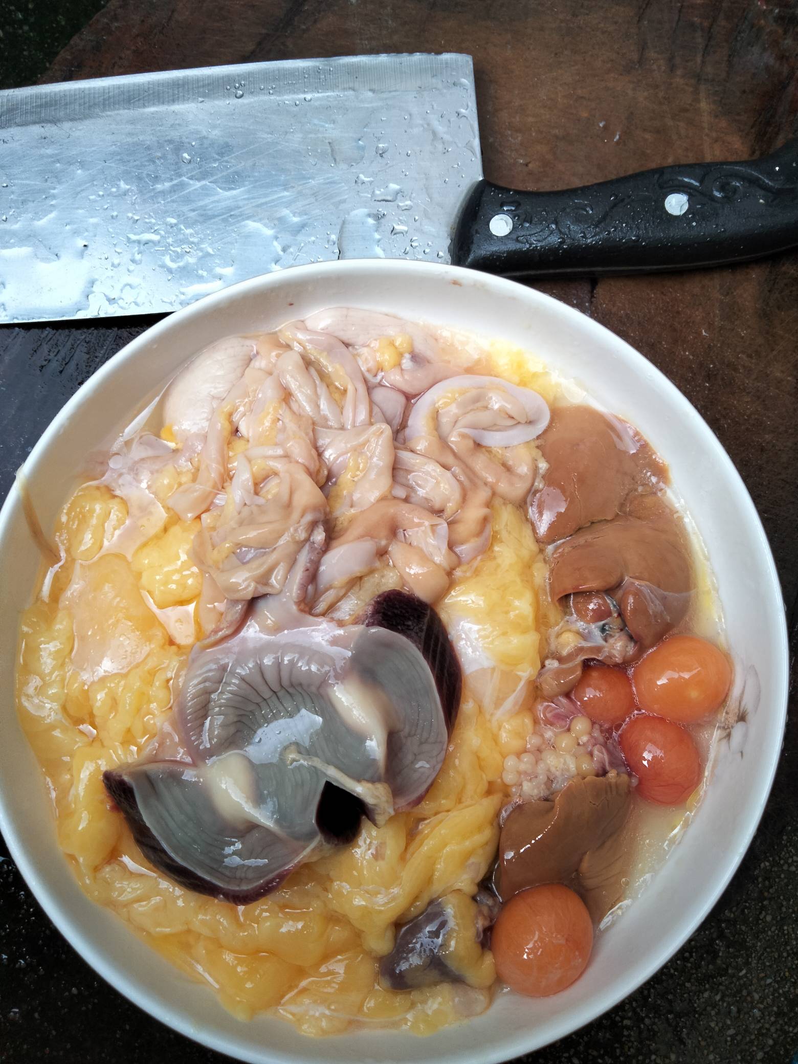 靓鸡，自家散养的，平时只喂稻谷和蔬菜。


18 / 作者:君子之交淡如水 / 