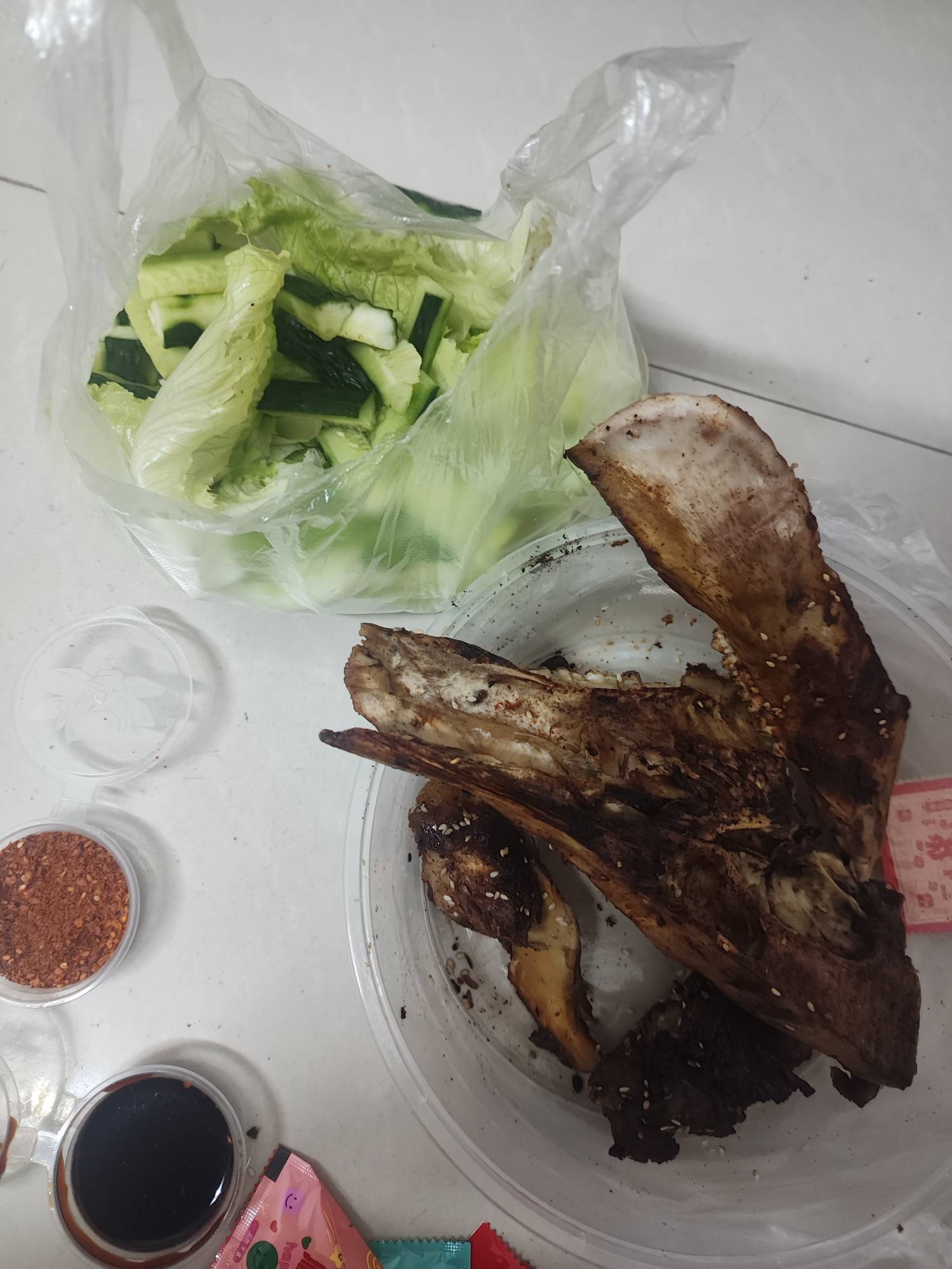 配菜鱼出，有老哥要吗

3 / 作者:哦这样吗 / 
