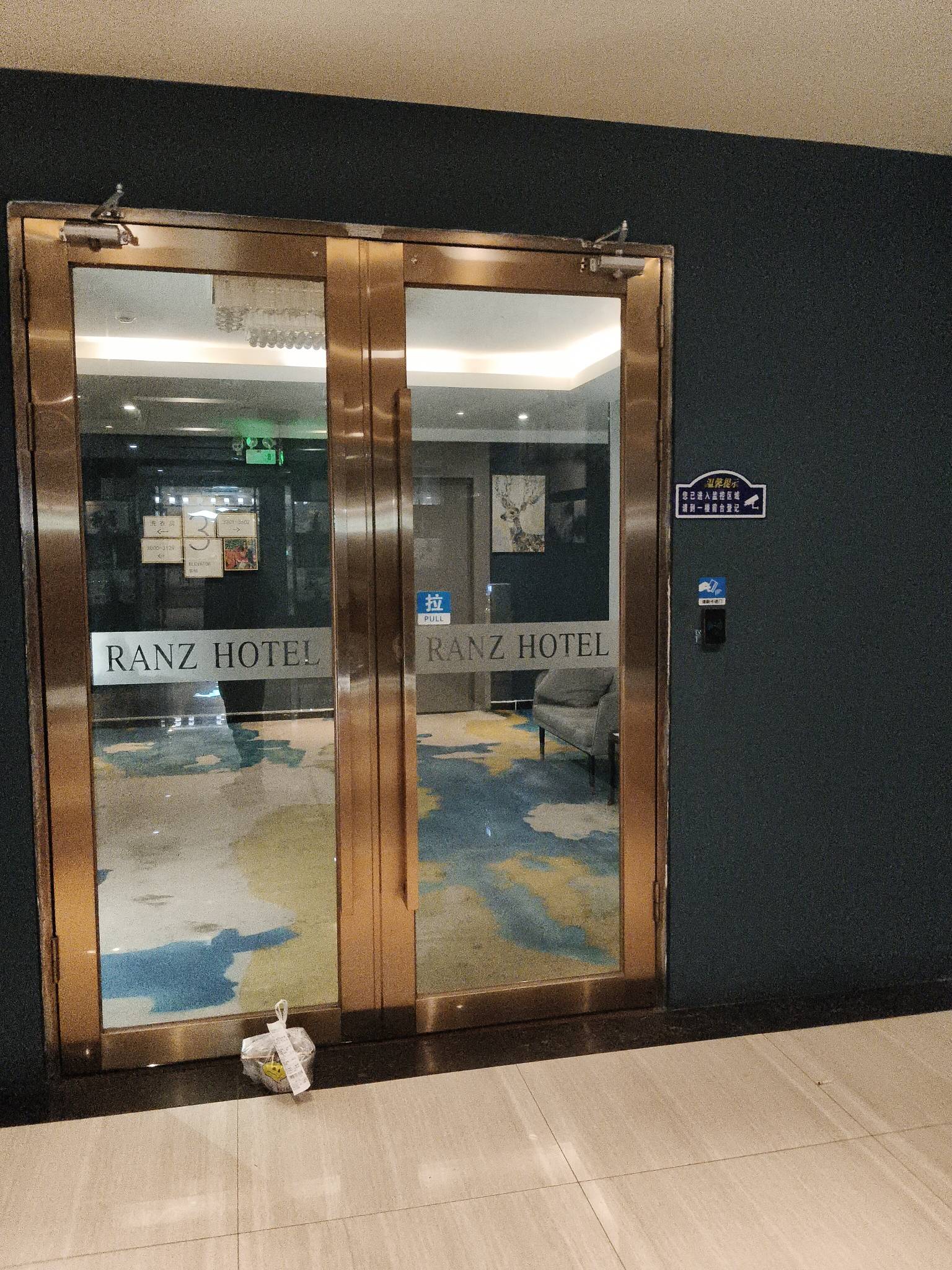 老哥们。日复一日年复一年。每天做着同样的事。所以活着是为了啥

49 / 作者:火星英雄7 / 