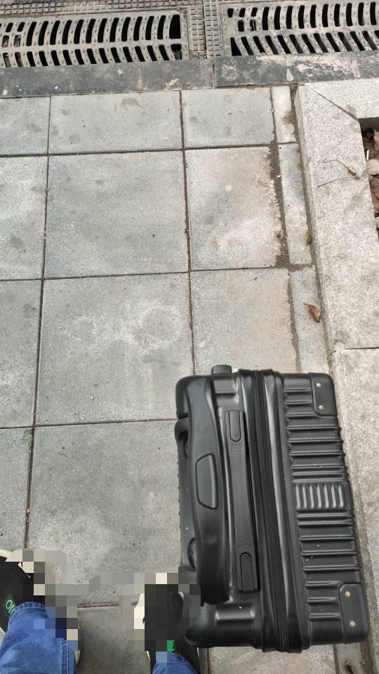 有没有长安老哥带我一起找工作

21 / 作者:知了好不 / 