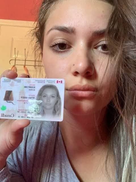 我遇到困难了给我点钱买机票

80 / 作者:宰割宰武 / 