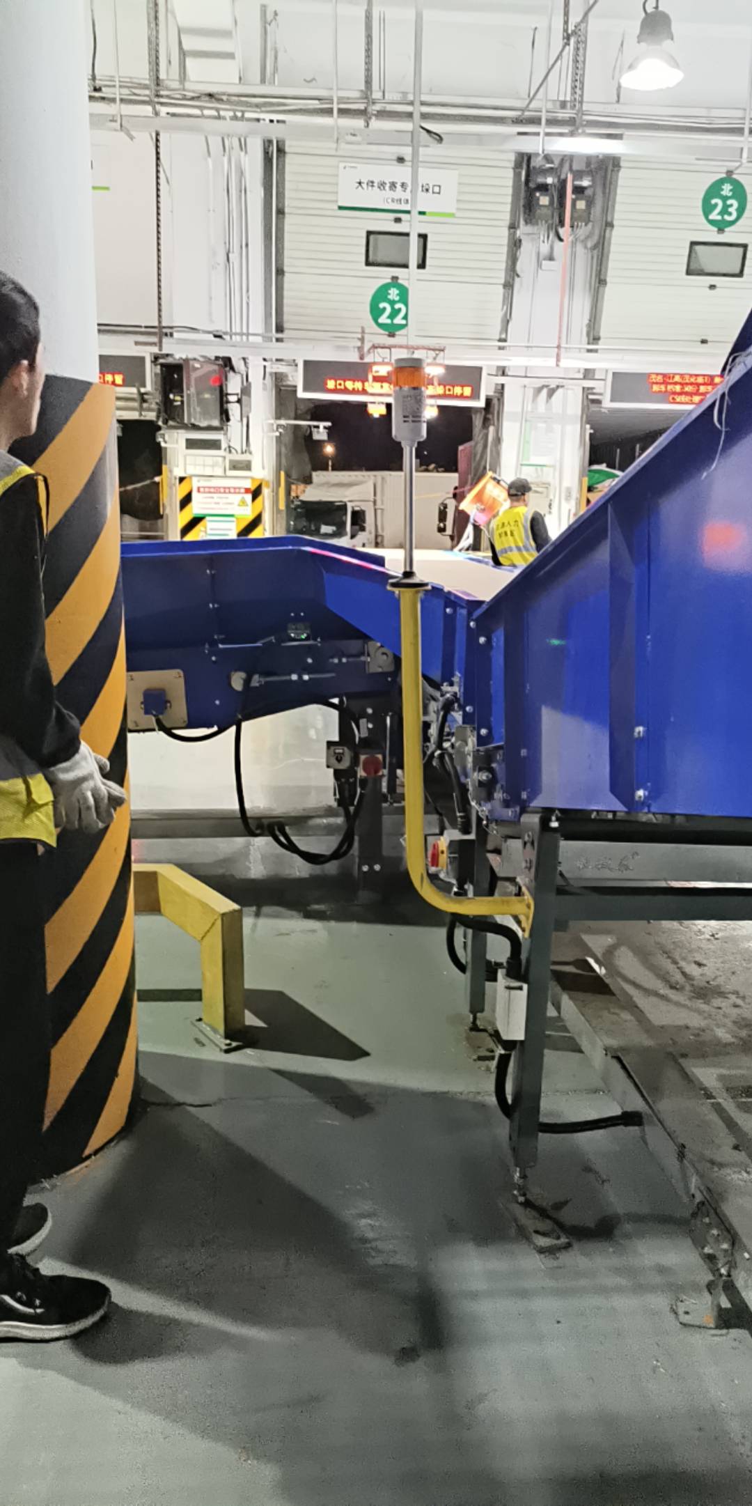 没毛就去定工行新疆0.01买5毛每月4次每天一次，生活/好运疆米

15 / 作者:大哥让我先跑 / 