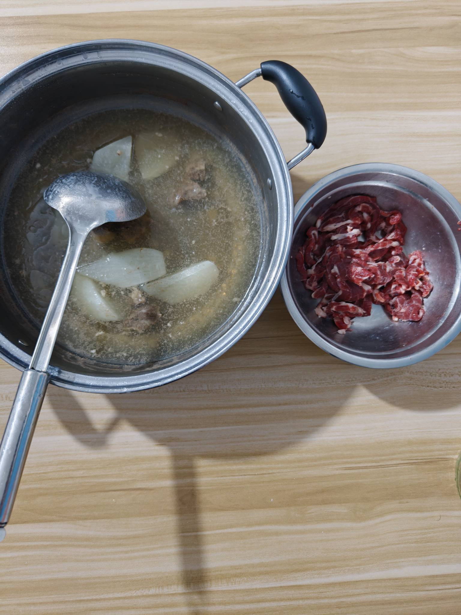 孤独的人吃牛肉

36 / 作者:神孙策 / 