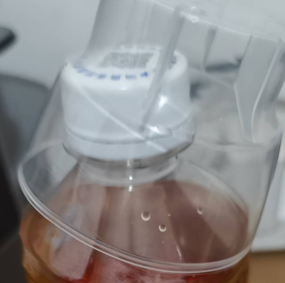 老哥们 问个问题 东鹏上面这个盖子是起个什么作用的

30 / 作者:胖头鱼寿司 / 