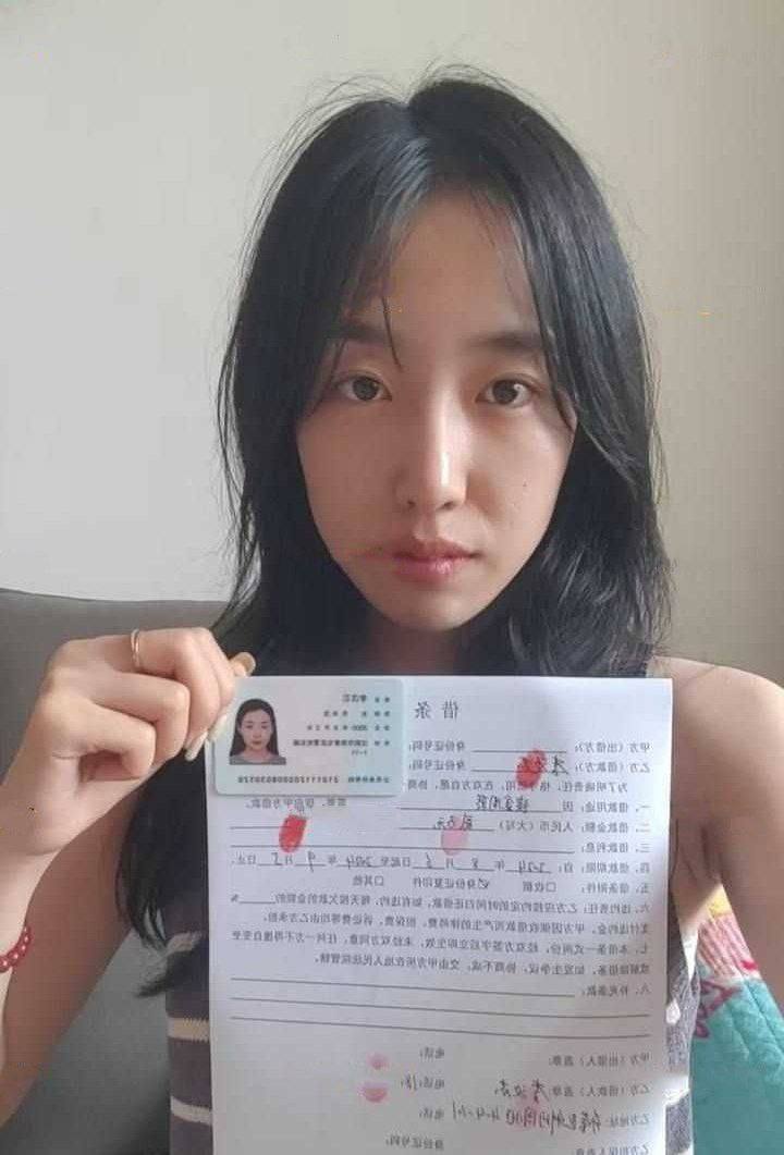 充满惊喜的星期五



97 / 作者:季伯长 / 