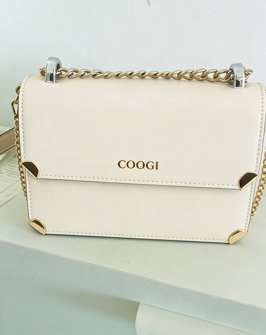 今天生日收到的第一份礼物，一会煮个长寿面

42 / 作者:顾小贝 / 