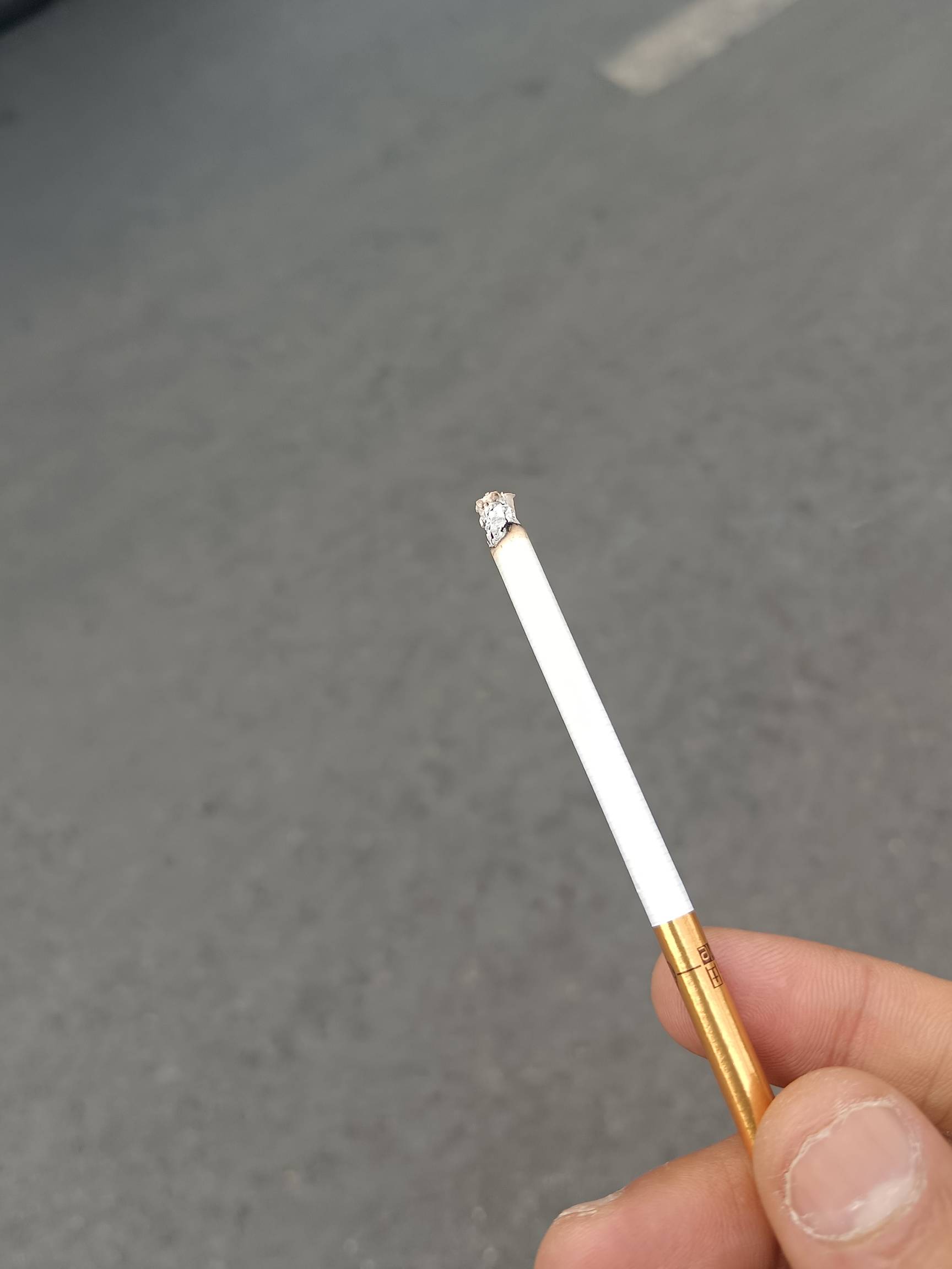 玛德干了四天挂壁保安日结了，天天都是6点起床，累的跟狗一样

11 / 作者:蛋黄酱 / 