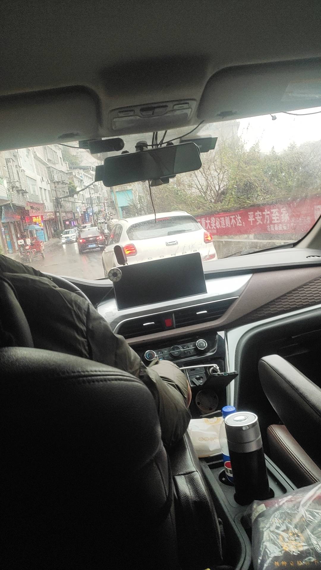 走投无路了老哥们，找了几个做法人渠道到手150个，把钱给家里也算给家里做的一点贡献64 / 作者:魏15984011840 / 