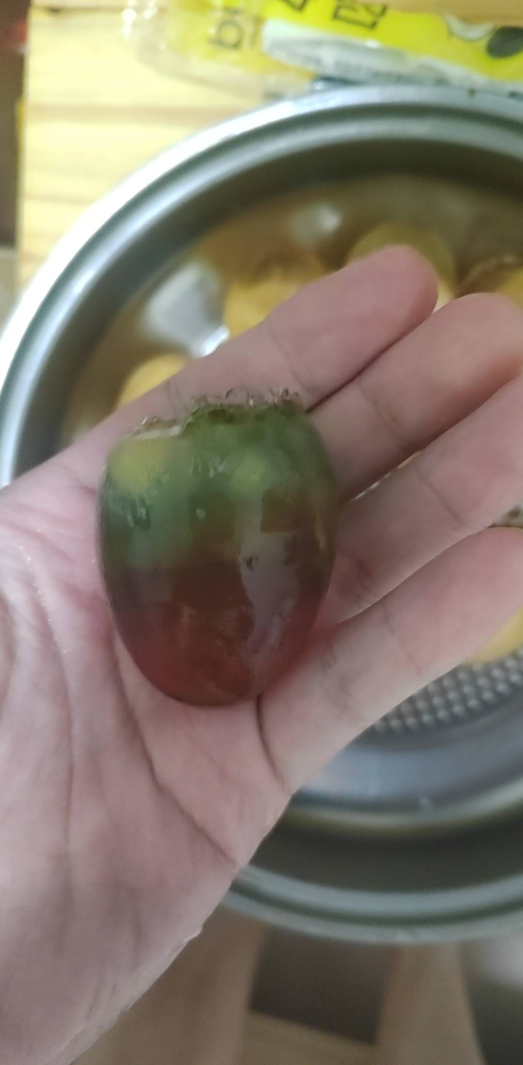 老哥们为什么就这个皮蛋不一样？是坏了吗


84 / 作者:挂比了救我鸭 / 