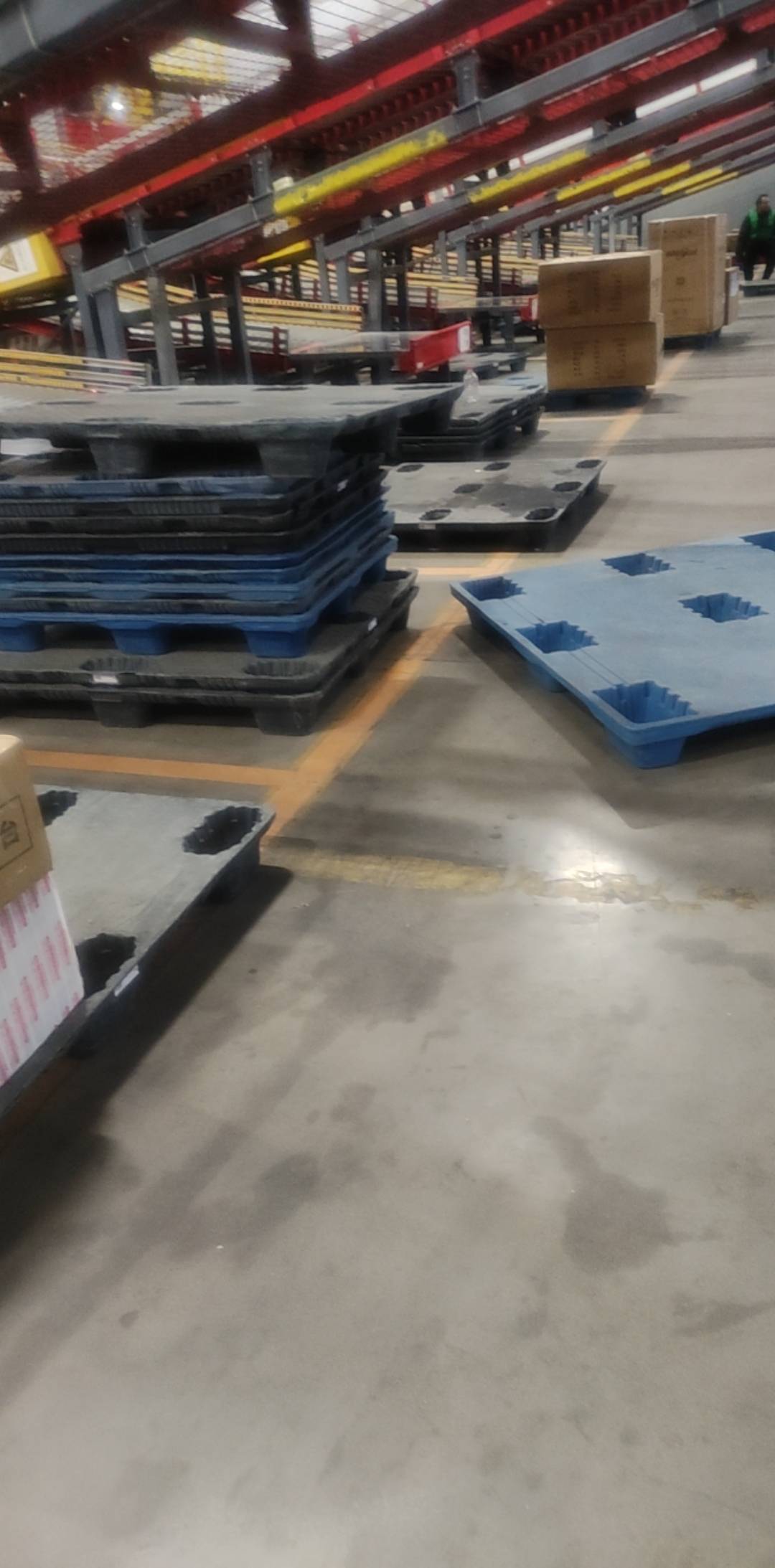 周末悠闲，还有一个小时下班，19一小时

95 / 作者:兵 哥 / 