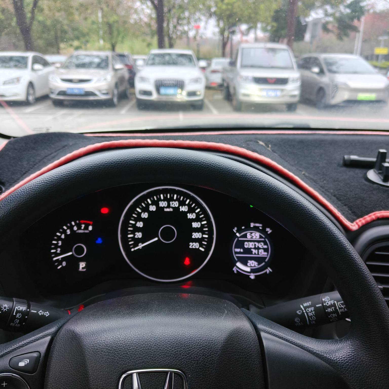 一晚上没睡，出发去搞钱

33 / 作者:石崖灯草 / 