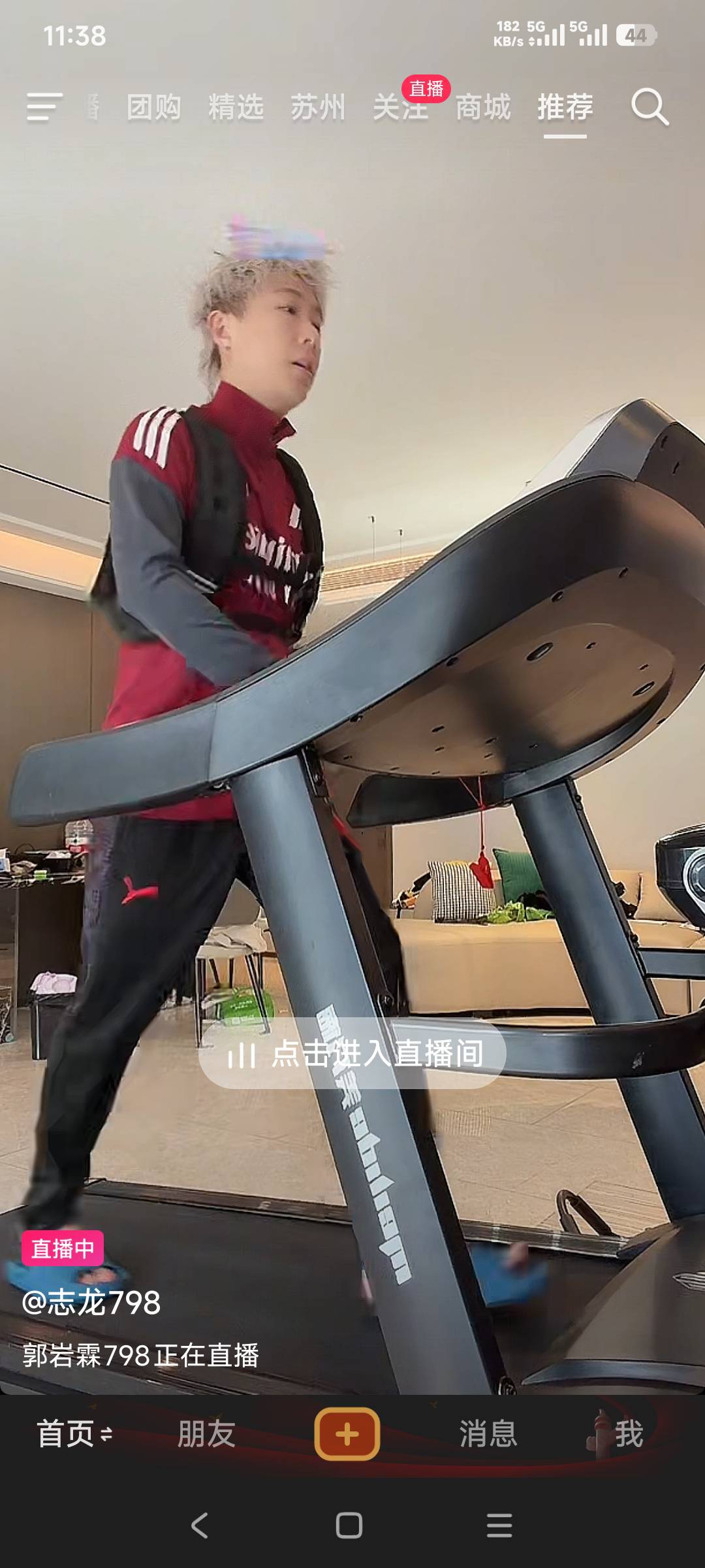 为啥一些.丝。刷钱给别人让别人住豪宅开豪车，娶年轻的女人，.丝真小可爱

49 / 作者:小爪哇 / 