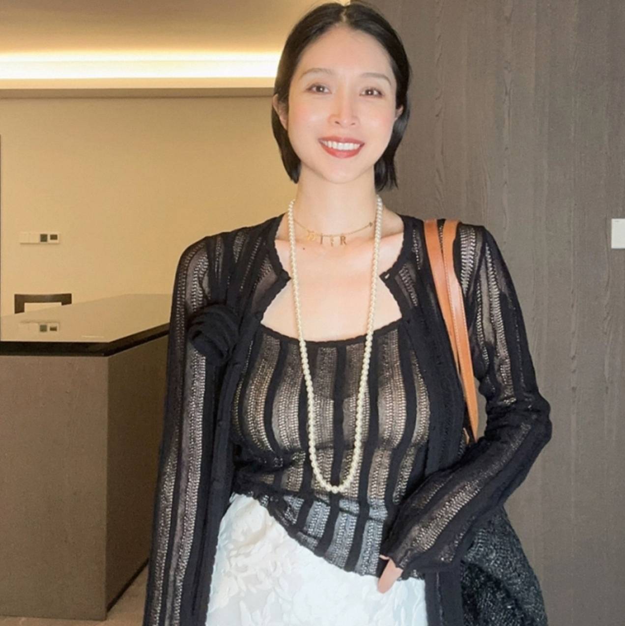 今天发红包送礼物都花了400了，口袋又只剩几十分币没了，有啥毛没，妇女节男的就不能95 / 作者:智者见智 / 