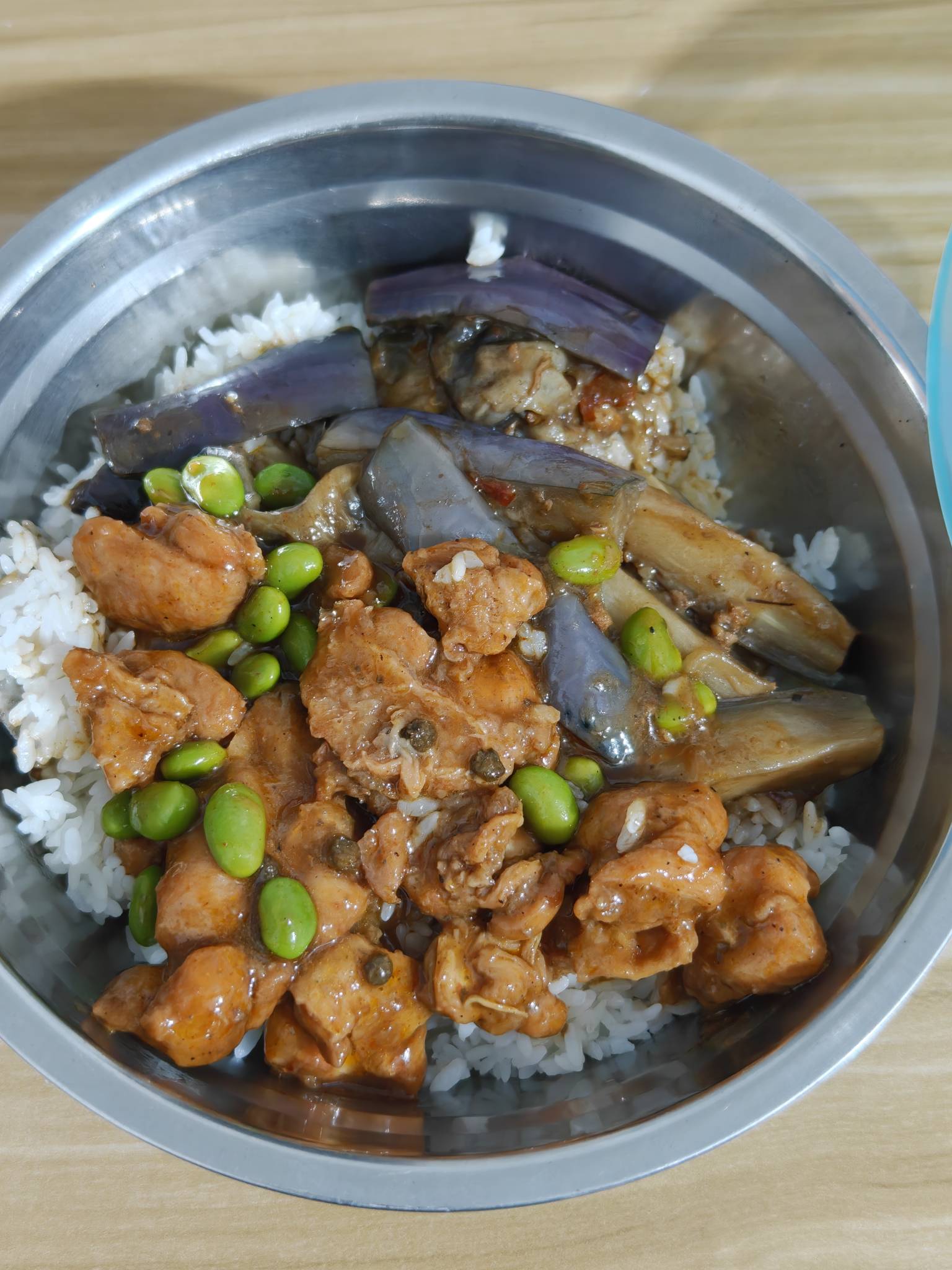 今天依旧做外卖，五分钟出餐




31 / 作者:神孙策 / 