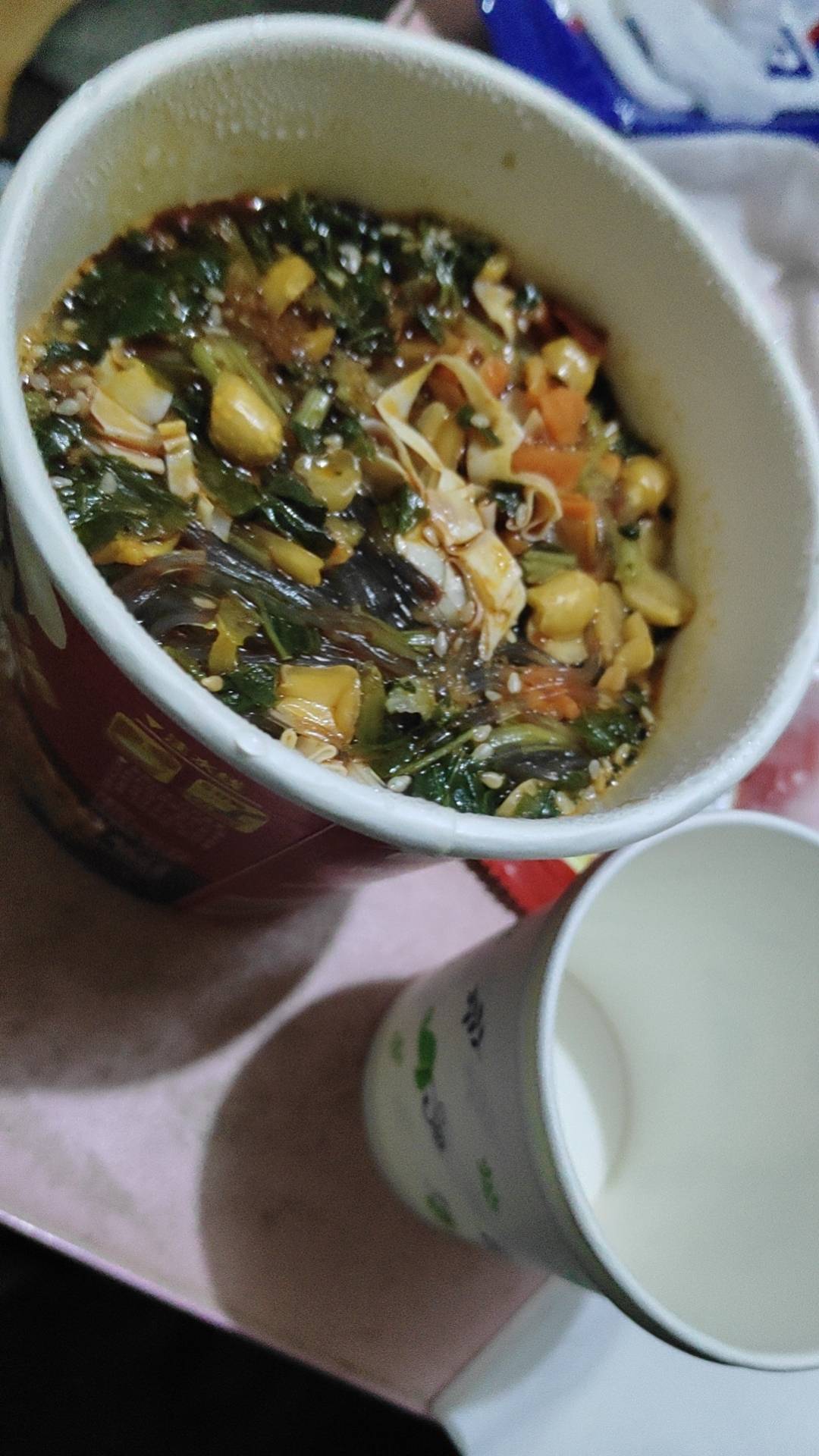【戒赌帖】
还在玩的老哥收手吧，说说我的经历冲老年机就开始了……此处省略一万字
现34 / 作者:酒肉和尚 / 